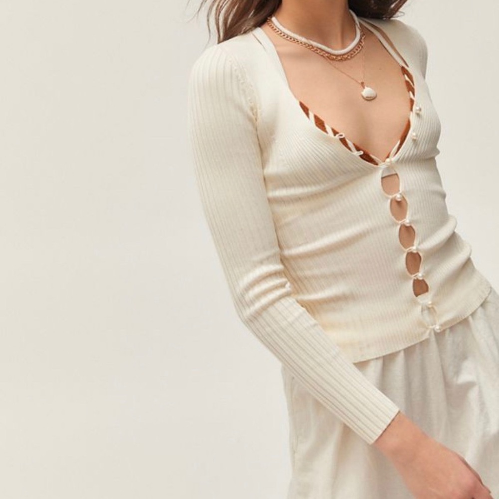 UO Bonnie Pearl Button Up Sweater